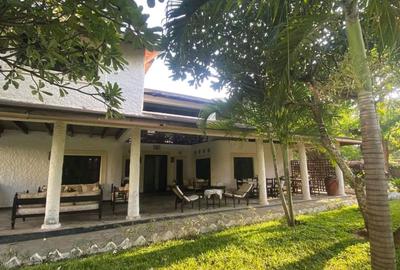 5 Bed House with En Suite at Malindi