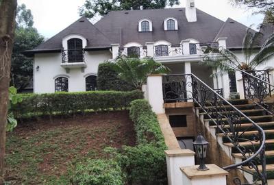 7 Bed Townhouse with En Suite in Kitisuru