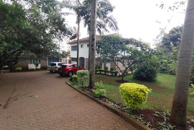 5 Bed Villa with En Suite in Kitisuru