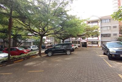 2 Bed Apartment with En Suite at Near Sarit Centre