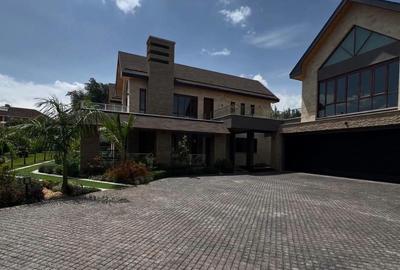 5 Bed Townhouse with En Suite in Runda - 2
