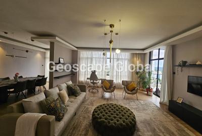 3 Bed Apartment with En Suite in Brookside
