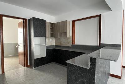 Serviced 2 Bed Apartment with En Suite in Kilimani - 2