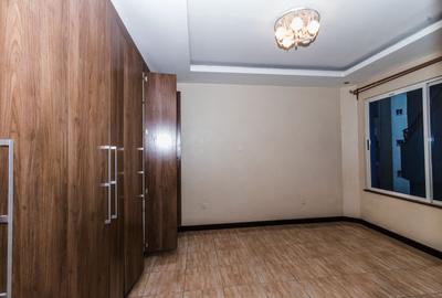 2 Bed Apartment with En Suite at Siaya Road - 3