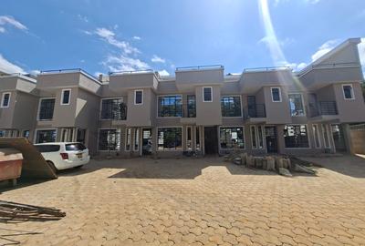 5 Bed Townhouse with En Suite in Gikambura - 2