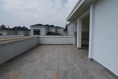 5 Bed Townhouse with En Suite at Maji Mazuri - 3