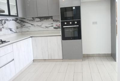 1 Bed Apartment with En Suite in Nyali Area - 3