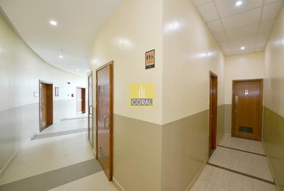 Office in Rosslyn - 4