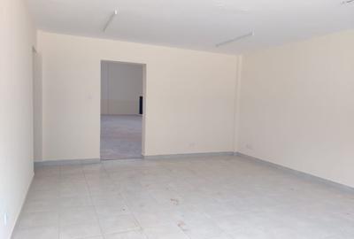 6,457 ft² Warehouse with Parking in Ruiru - 4