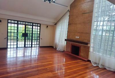 4 Bed House with En Suite in Kitisuru