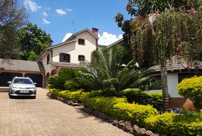 5 Bed Villa with En Suite at New Kitisuru