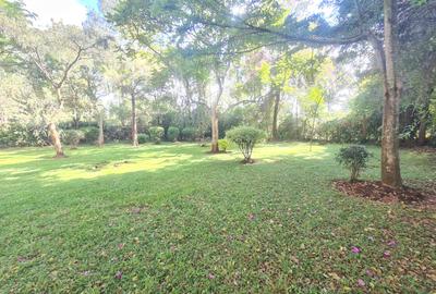 4 Bed House with En Suite at Hardy Area - 2