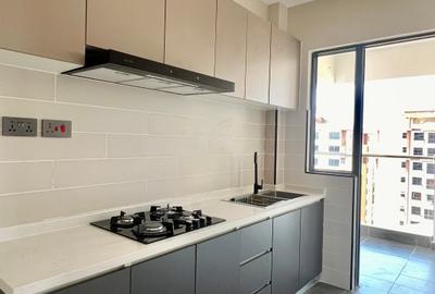 2 Bed Apartment with En Suite in Lavington - 2