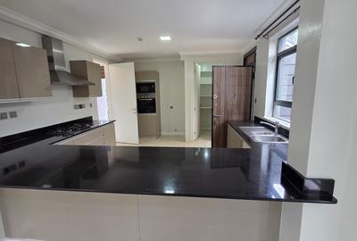 5 Bed Villa with En Suite at Paradise - 2