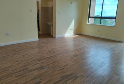 2 Bed Apartment with En Suite in Lavington