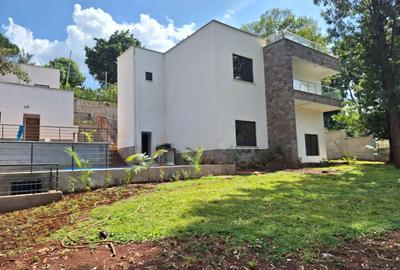 4 Bed House with En Suite in Loresho