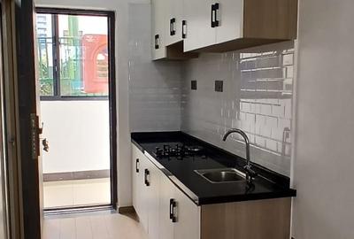 Studio Apartment with En Suite at Kindaruma Road - 3