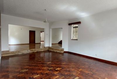 4 Bed Townhouse with En Suite in Brookside