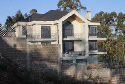 4 Bed House with En Suite at Kibiko - Ngong - 3