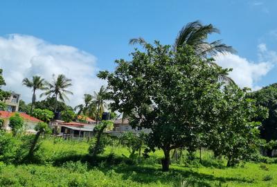 500 ft² Land at Kanamai