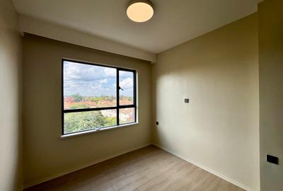 2 Bed Apartment with En Suite in Lavington - 2