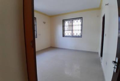 3 Bed Apartment with En Suite in Nyali Area - 3