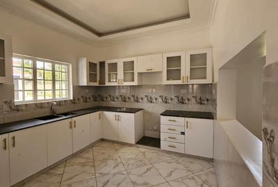 2 Bed House with En Suite in Runda - 3