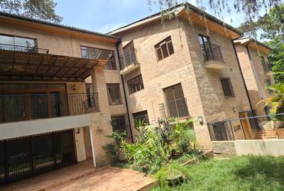 5 Bed Townhouse with En Suite at Lavington Green - 2