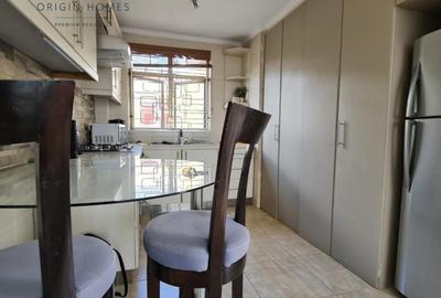 Serviced 1 Bed Apartment with En Suite at Lavington