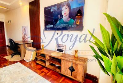 Serviced 1 Bed Apartment with En Suite at Westlands Rd - 3