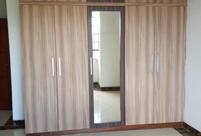 5 Bed Townhouse with En Suite in Kitisuru - 3