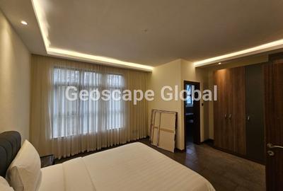 Serviced 2 Bed Apartment with En Suite in Westlands Area