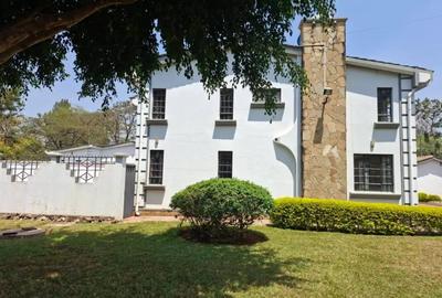 4 Bed House with En Suite in Runda - 3