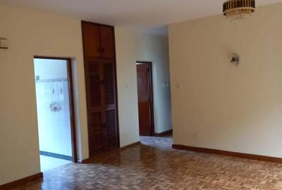 2 Bed Apartment with Parking in Westlands Area - 4