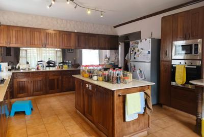 4 Bed Townhouse with En Suite in Spring Valley - 4