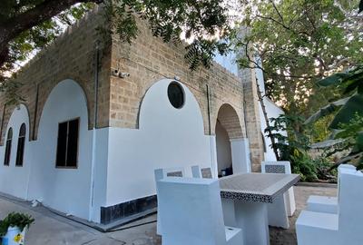 6 Bed Townhouse with En Suite at Kilifi Bofa