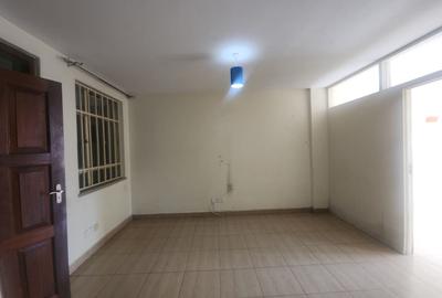 1 Bed Apartment with Borehole in Naivasha Road - 3