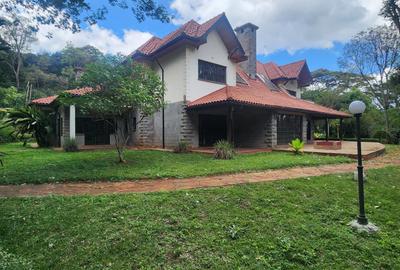 6 Bed Villa with En Suite in Karen - 2