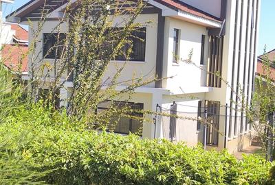 4 Bed Townhouse with En Suite at Machakos Junction - 4