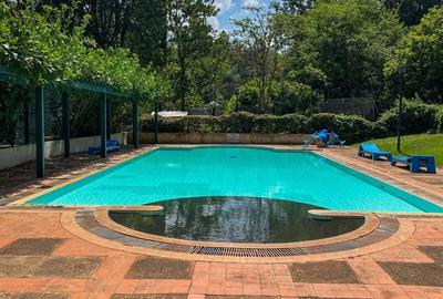 4 Bed Townhouse with En Suite in Riverside - 4