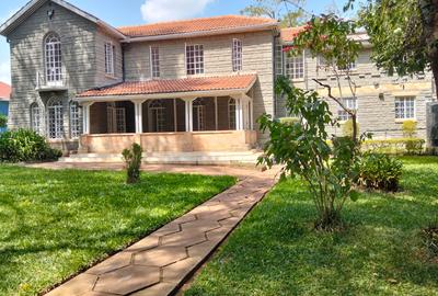 4 Bed House with En Suite at Karen - 2