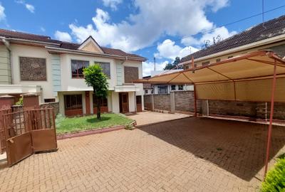 4 Bed Townhouse with En Suite at Musa Road