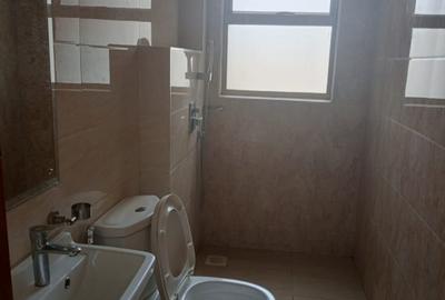 3 Bed Apartment with En Suite at Othaya Road