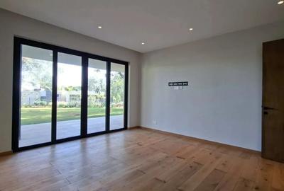 3 Bed House with En Suite in Loresho - 3