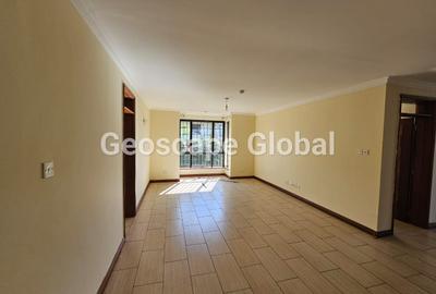 5 Bed House with En Suite in Runda