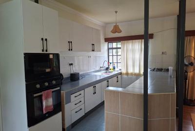Serviced 2 Bed Apartment with En Suite at Off Ruaka Road