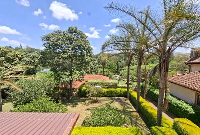 3 Bed Townhouse with En Suite at Runda - 2