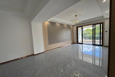 Serviced 2 Bed Apartment with En Suite in Riverside - 3