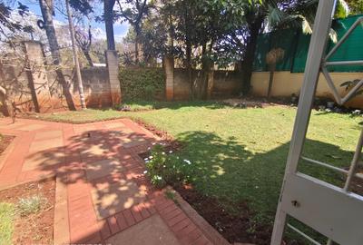 5 Bed Townhouse with En Suite at Lavington Green - 3