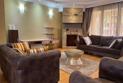 Serviced 3 Bed Apartment with En Suite in Kilimani